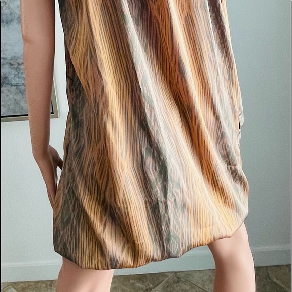 DEREK LAM For Design Nation WOODGRAIN Print Satin BUBBLE Mini DRESS Medium - Picture 8 of 16